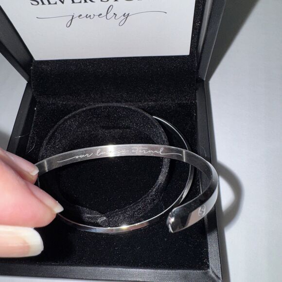 Silver Stone Jewelry Infinity Bracelet Etched Inside The Bracelet Couples Gift - Picture 4 of 5